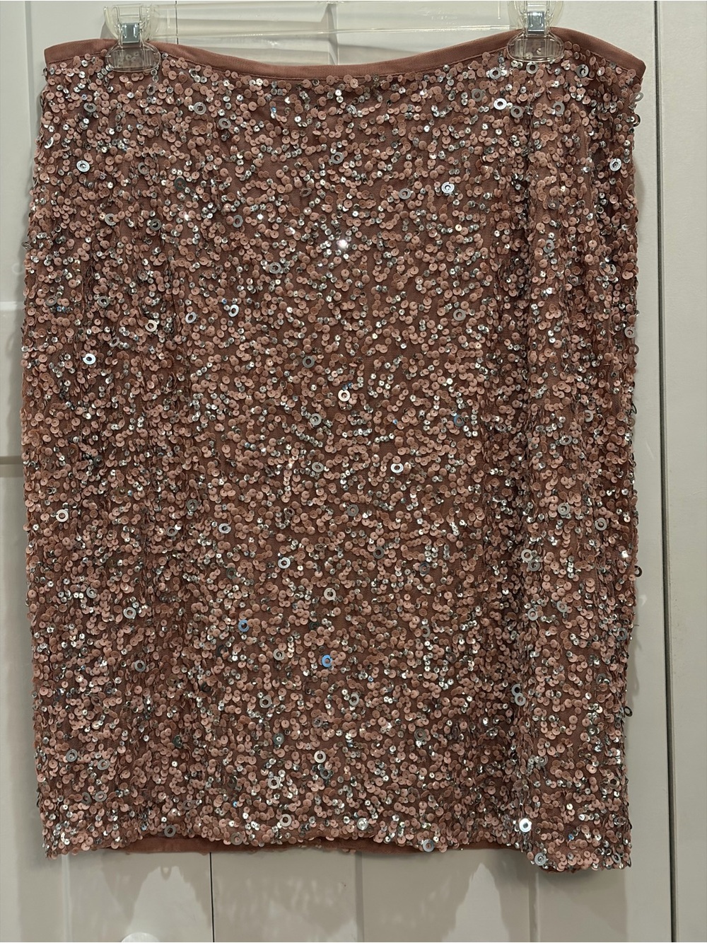Adrianna Papell Rose Silver Sequin Pencil Skirt